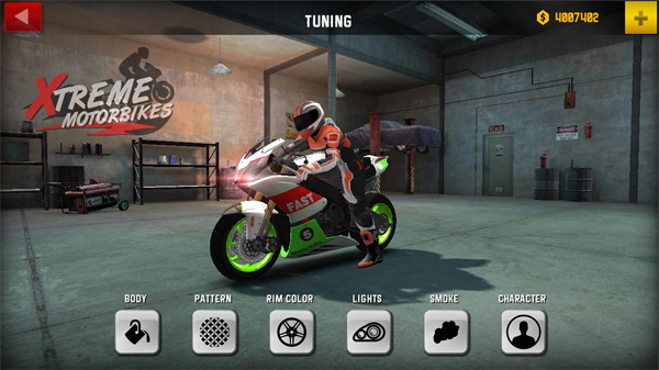 极限摩托车手游最新版(Xtreme Motorbikes) v2.4