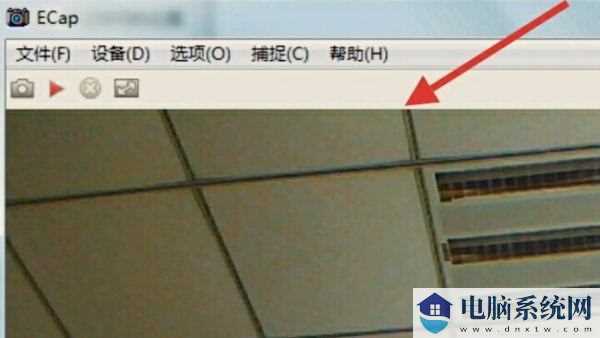 win11摄像头打开了显示不出画面怎么回事？